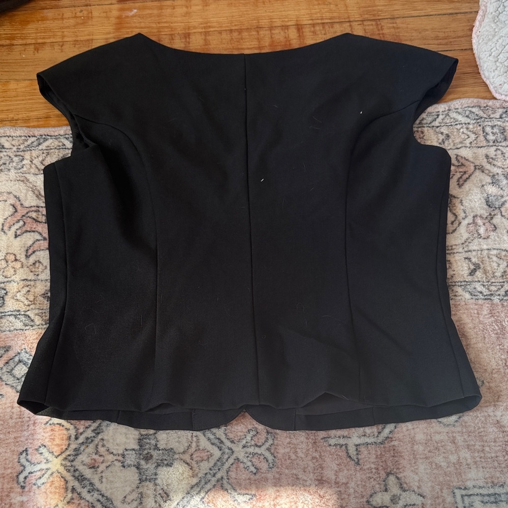 RIHOAS Elegant Black Sleeveless vest - Picture 3 of 3